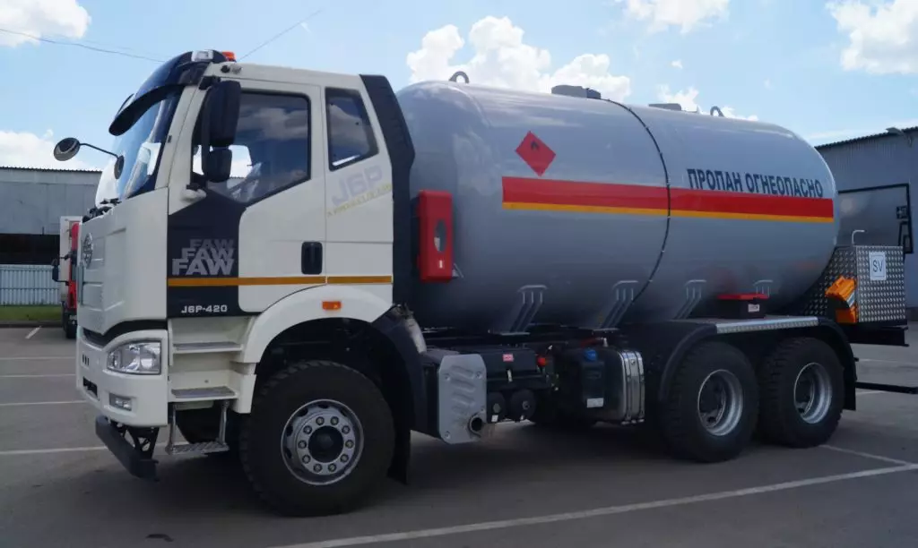 Газовоз 9117-3223 на базе автомобиля FAW
